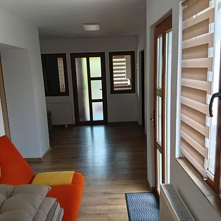 Casa Oana * Bucureşti